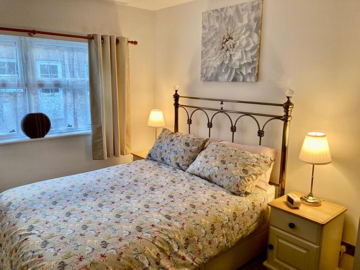 Modern 2 Bedroom Ground Floor Apartment With Parking Ripon City Centre Exterior foto